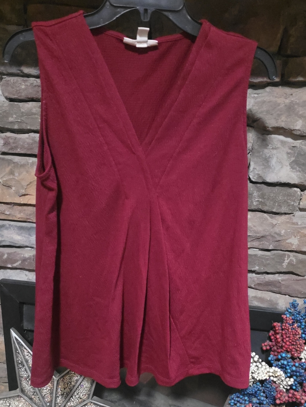 Dana Buchman Burgandy Top Sz L
